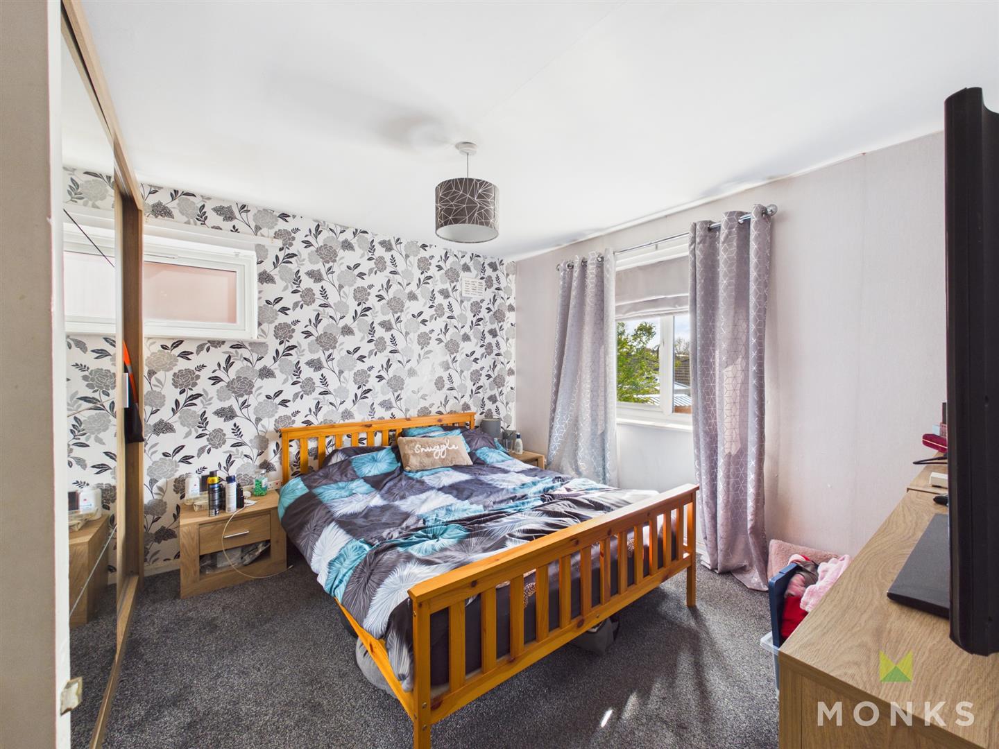 47 Brookhouse Road, Oswestry, SY11 2JW For Sale
